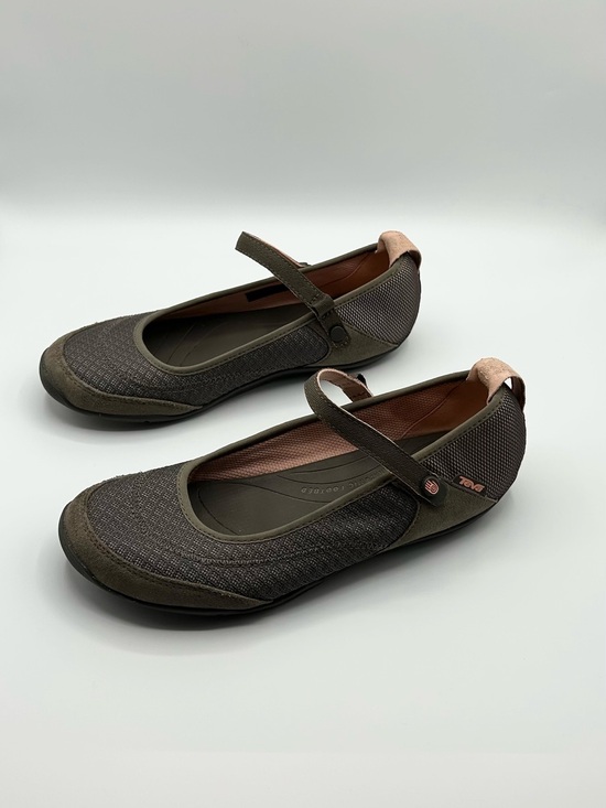 Teva Shoes - Teva Grey Pink Slip On Sandal Outdoor Activewear Women’s Size 8